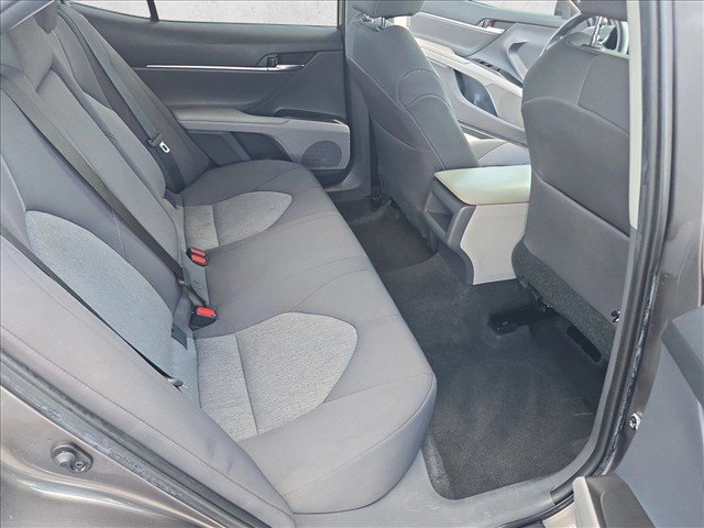 Used 2021 Toyota Camry LE FWD image 19
