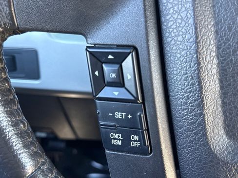 Used 2014 Ford F150 FX4 w/ Equipment Group 402A Luxury image 16