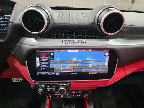 Used 2022 Ferrari Portofino M image 17