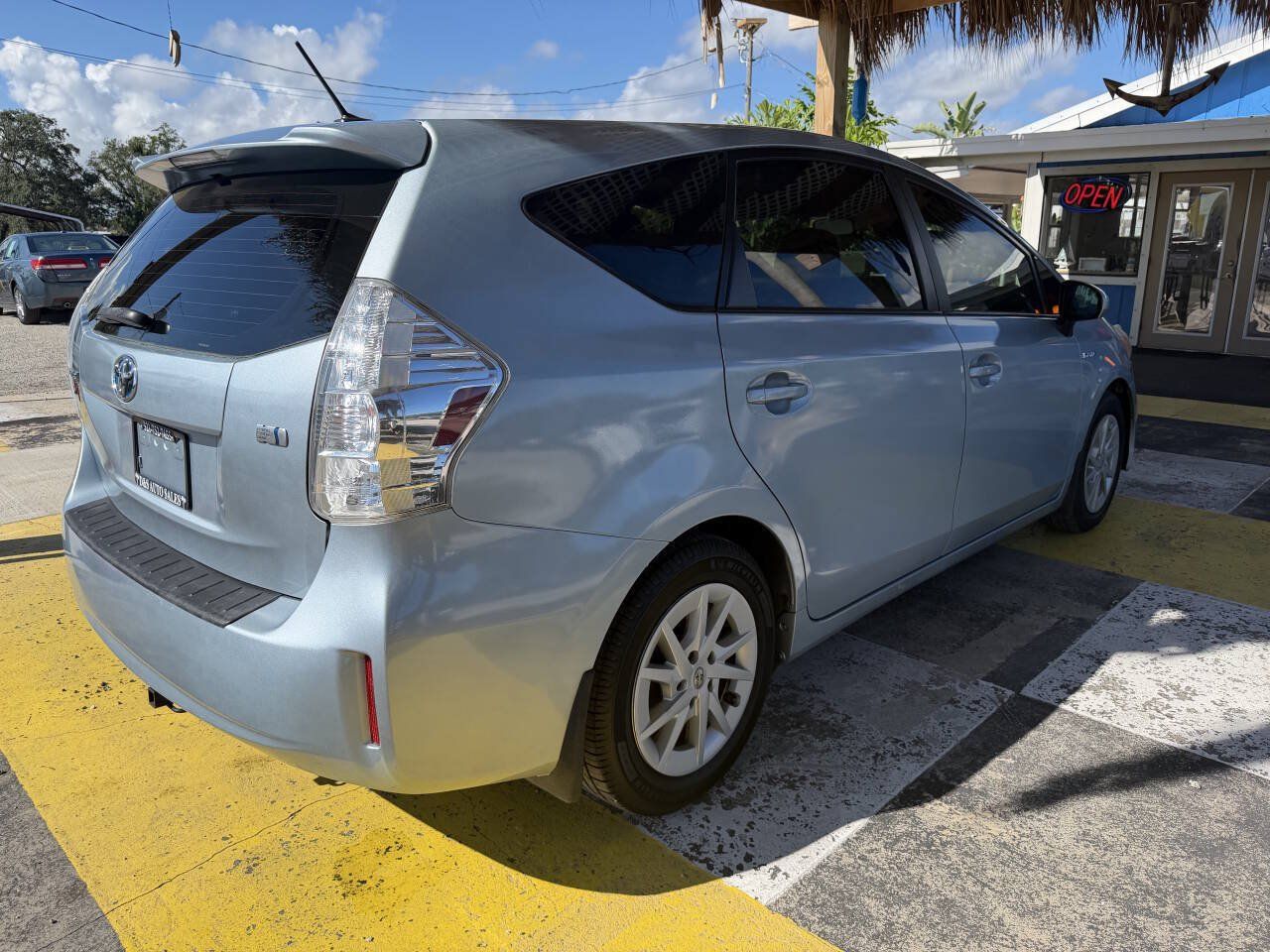 Used 2013 Toyota Prius V Three FWD image 5