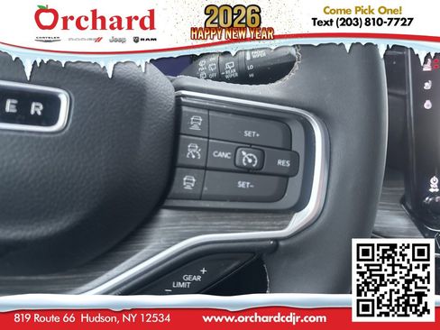 Used 2024 Jeep Wagoneer Series II image 40