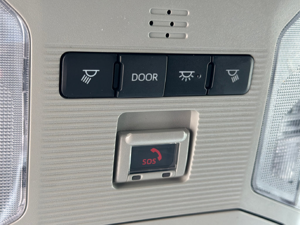 Used 2024 Toyota RAV4 LE AWD/4WD image 26