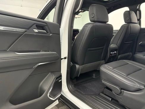 New 2026 GMC Acadia Elevation w/ Elevation Premium Package image 42