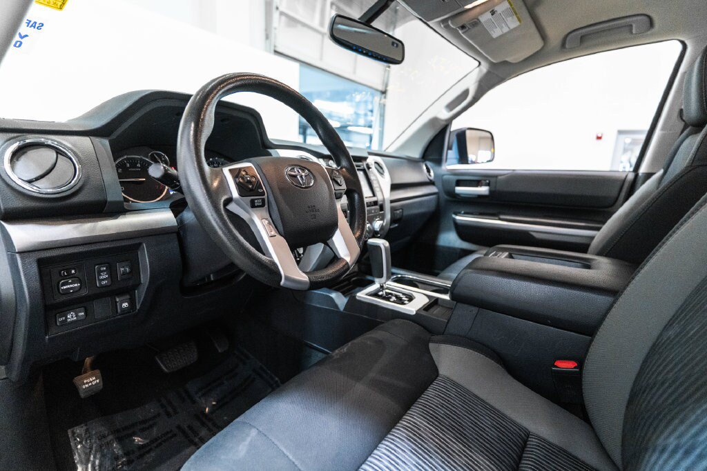 Used 2017 Toyota Tundra SR5 w/ TRD Off Road Package AWD/4WD image 4