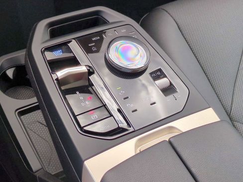 New 2025 BMW iX xDrive50 image 34