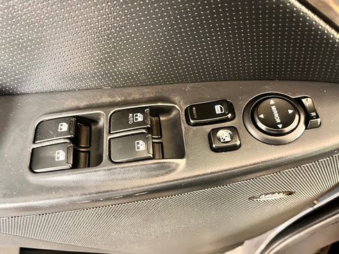 Used 2010 Hyundai Veracruz Limited image 10