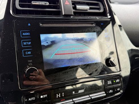 Used 2019 Toyota Prius XLE w/ Advanced Technology Package image 19