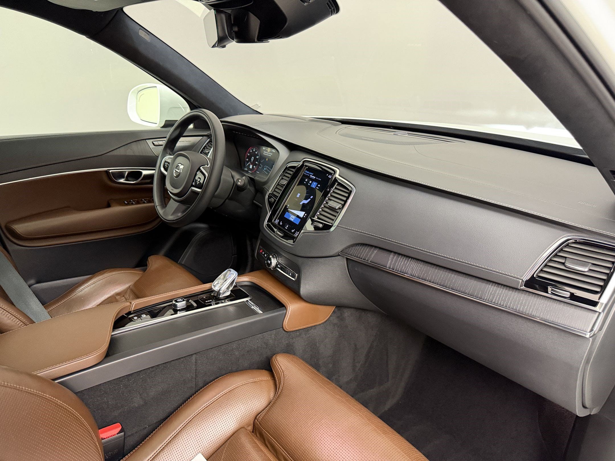 Used 2022 Volvo XC90 T8 Inscription AWD/4WD image 31