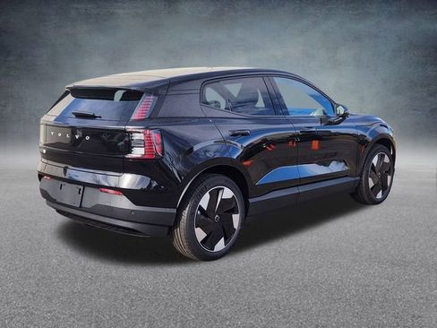New 2026 Volvo EX30 Plus w/ Climate Package image 7