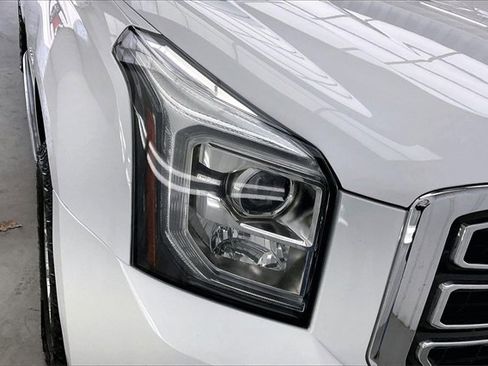 Used 2019 GMC Yukon XL SLT w/ Open Road Package image 26
