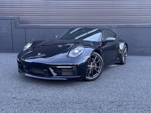 Certified 2024 Porsche 911 Carrera T image 1