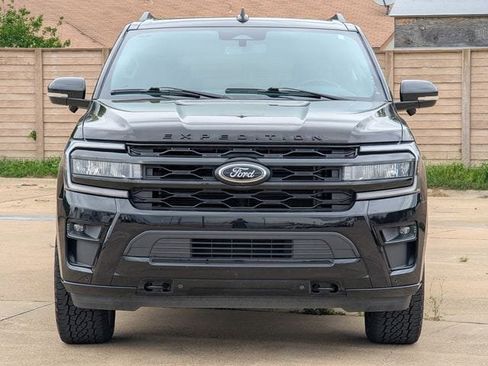 Used 2023 Ford Expedition Max Limited image 8