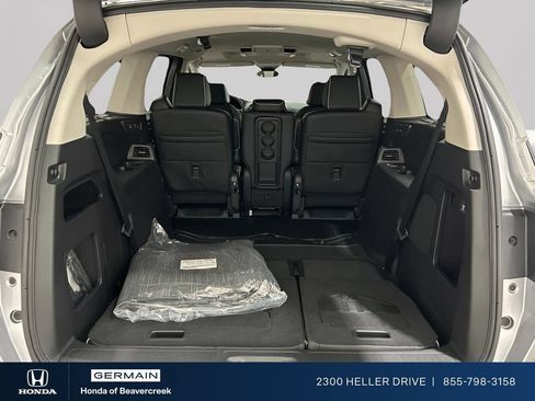 Certified 2026 Honda Odyssey Elite image 18