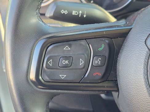 Used 2023 Jeep Gladiator Sport AWD/4WD image 22