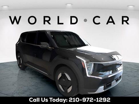 New 2026 Kia EV9 Light RWD image 1