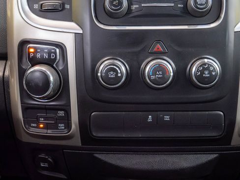 Used 2016 RAM 1500 Classic SLT AWD/4WD image 24