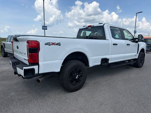 Used 2024 Ford F250 XL w/ STX Appearance Package AWD/4WD image 5