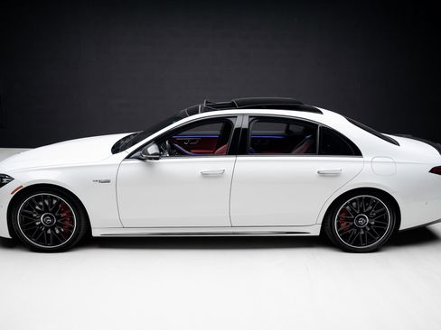 Used 2024 Mercedes-Benz S 63 AMG S image 17