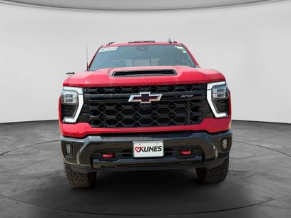 Used 2025 Chevrolet Silverado 2500 ZR2 w/ Technology Package