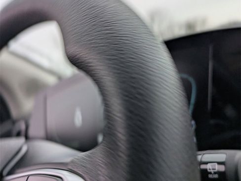 Used 2023 Kia Sportage LX image 20