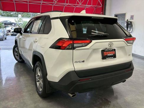 Certified 2025 Toyota RAV4 XLE w/ Convenience Package FWD image 5