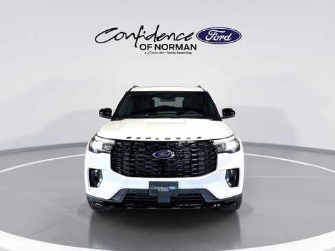 New 2026 Ford Explorer ST-Line w/ ST-Line Street Pack AWD/4WD image 2