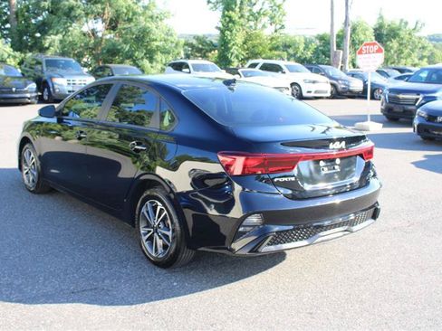 Used 2024 Kia Forte LXS FWD image 6