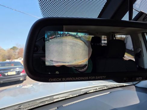 Used 2011 Toyota 4Runner SR5 w/ Convenience Pkg image 15