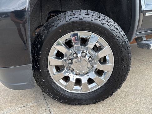 Used 2016 GMC Sierra 2500 Denali w/ Duramax Plus Package AWD/4WD image 47