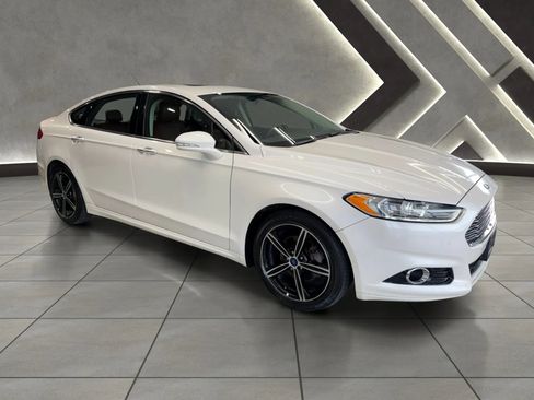 Used 2016 Ford Fusion Titanium w/ Terracotta Package FWD image 2