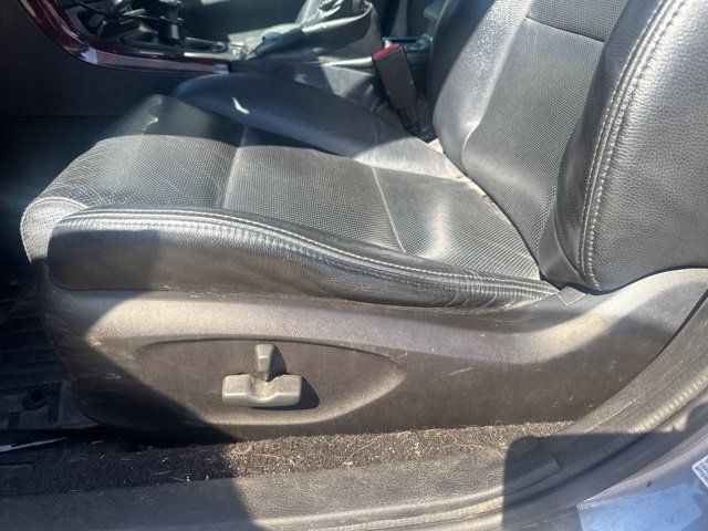 Used 2008 Subaru Outback 2.5XT AWD/4WD image 7