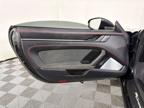 Used 2022 Porsche 911 Carrera GTS RWD image 10