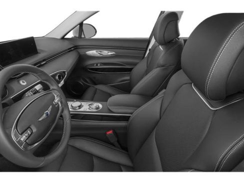 Used 2025 Genesis GV70 2.5T AWD/4WD image 11