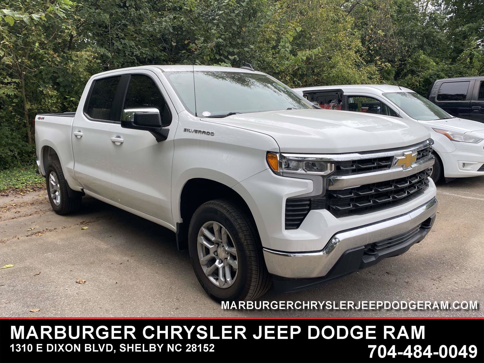 Used 2024 Chevrolet Silverado 1500 LT AWD/4WD image 1