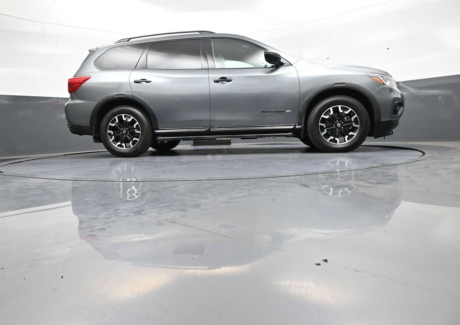 Used 2020 Nissan Pathfinder SV w/ Rock Creek Edition AWD/4WD image 29