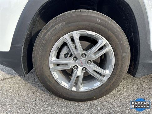 Used 2022 GMC Terrain SLE image 35