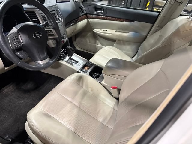 Used 2014 Subaru Legacy 2.5i Limited AWD/4WD image 3