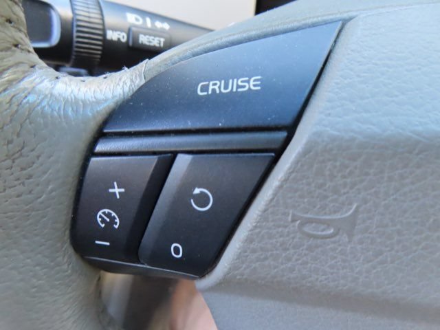 Used 2005 Volvo XC90 2.5T AWD/4WD image 29