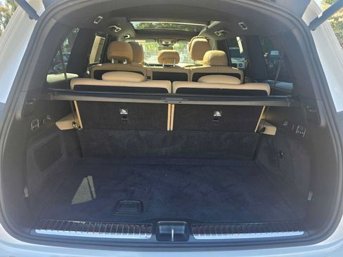 Used 2026 Mercedes-Benz GLS 580 4MATIC image 16
