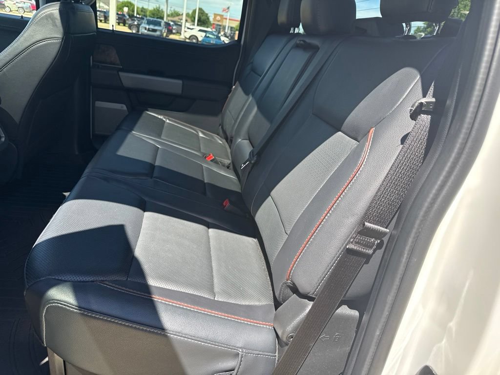 Used 2024 Ford F350 Lariat w/ Lariat Ultimate Package AWD/4WD image 10
