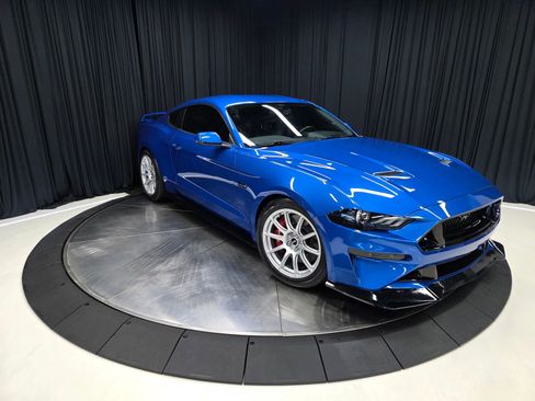 Used 2019 Ford Mustang GT Premium w/ GT Performance Package RWD image 45