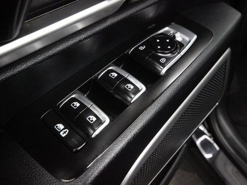 Used 2022 Kia Telluride LX image 14