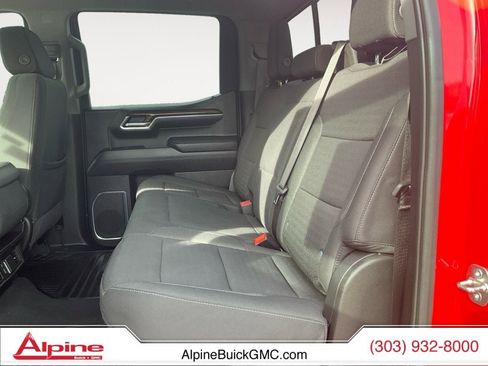 Used 2024 GMC Sierra 1500 SLE w/ Preferred Package image 13