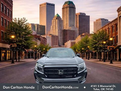 New 2026 Honda Ridgeline Black Edition image 2