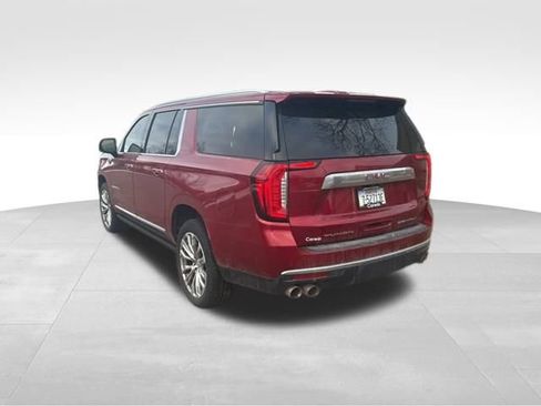 Used 2021 GMC Yukon XL Denali w/ Denali Premium Package image 6