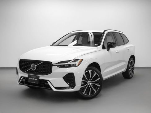 Used 2025 Volvo XC60 B5 Plus w/ Protection Package Premier image 1