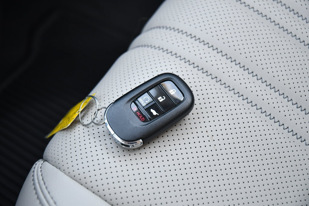 Used 2025 Honda HR-V EX-L image 19