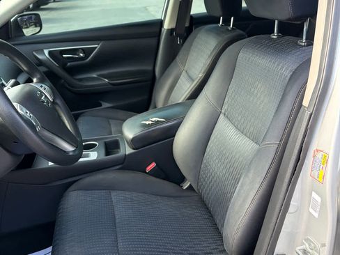 Used 2016 Nissan Altima 2.5 S w/ Power Driver Seat Package image 12