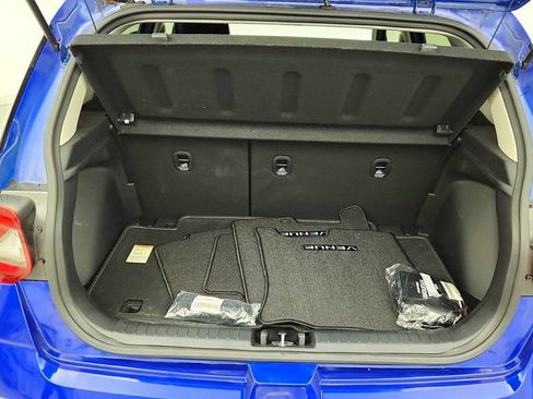 Used 2023 Hyundai Venue SEL FWD image 22