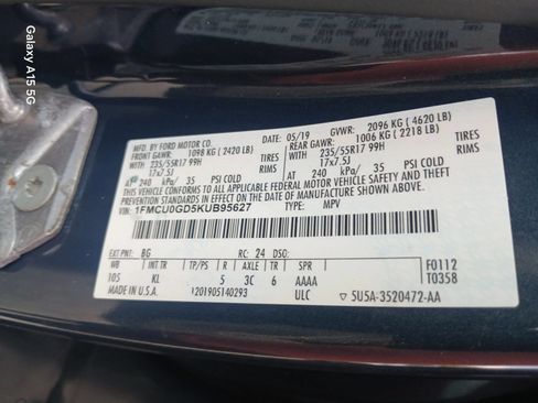 Used 2019 Ford Escape SE FWD image 10